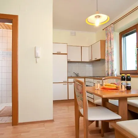 Pirker's Familienpension Drobollach am Faakersee