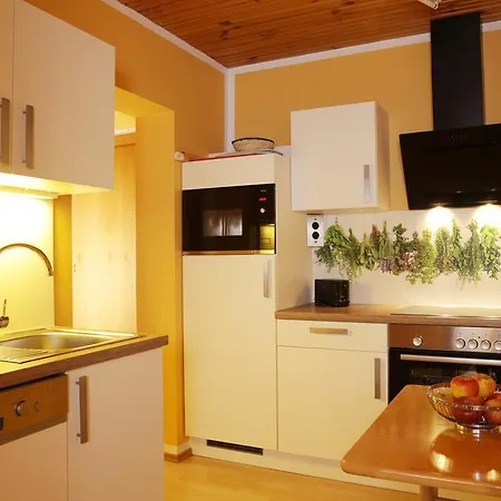 Pirker's Familienpension Drobollach am Faakersee
